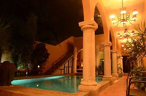 Ochenta Y Dos an urban bed & breakfast