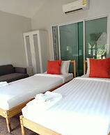 Naivacha Tent Koh Mak