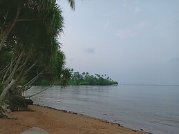 Naivacha Tent Koh Mak