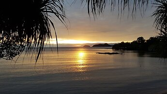Naivacha Tent Koh Mak