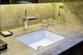 Chongqing Just-inn Hotel