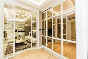 State Tower Silom By Haloth