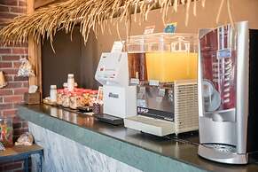 Traveller Inn Tiehua Hotel