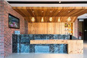 Traveller Inn Tiehua Hotel