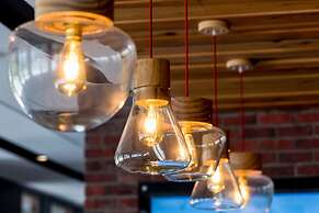 Traveller Inn Tiehua Hotel