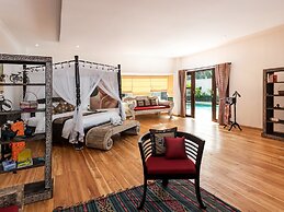 Villa Candi Kecil Empat by Villa Finder