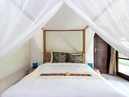 Villa Candi Kecil Empat by Villa Finder