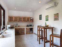 Villa Candi Kecil Empat by Villa Finder