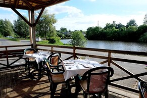 Logis Hotel Beau Rivage