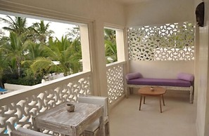 The Villa Luxury Suites Hotel