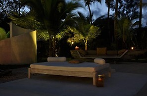 The Villa Luxury Suites Hotel