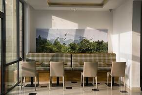 The Farmington Hotel