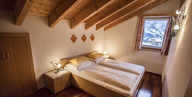 Haus Rothorn