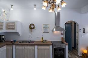 ELAIOLITHOS - Luxury Villa Suites - Adults Only