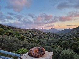 ELAIOLITHOS - Luxury Villa Suites - Adults Only