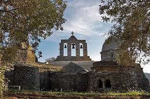 ELAIOLITHOS - Luxury Villa Suites - Adults Only