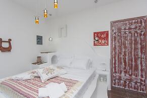 ELAIOLITHOS - Luxury Villa Suites - Adults Only