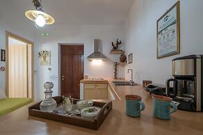 ELAIOLITHOS - Luxury Villa Suites - Adults Only