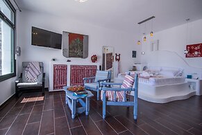 ELAIOLITHOS - Luxury Villa Suites - Adults Only