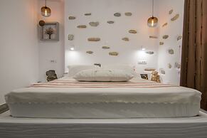 ELAIOLITHOS - Luxury Villa Suites - Adults Only