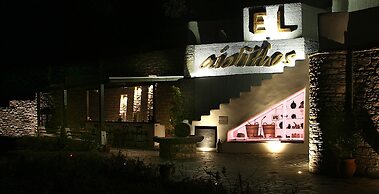 ELAIOLITHOS - Luxury Villa Suites - Adults Only