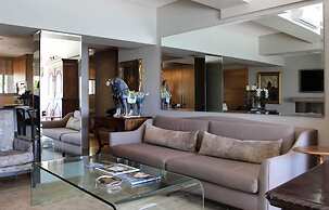 Clifton Spectacular Ocean View Apartment