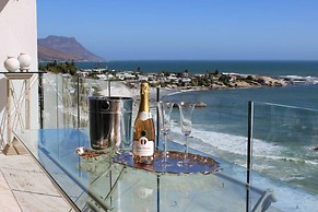Clifton Spectacular Ocean View Apartment