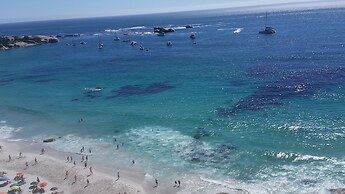 Clifton Spectacular Ocean View Apartment