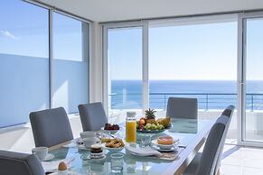 Bay Reflections - Luxury Serviced Apartments
