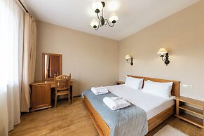 Bogolvar Retreat Resort