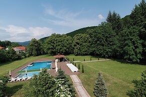 Bogolvar Retreat Resort