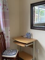 Richmond Vancouver Airport Comfy Home