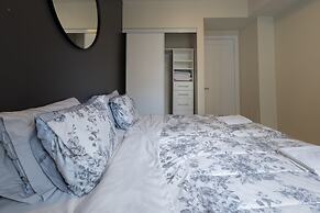 Applewood Suites - Executive 3 BDRM