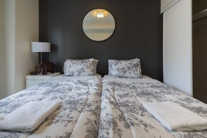 Applewood Suites - Executive 3 BDRM