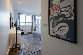 Applewood Suites - The Ossington Loft