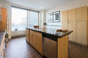 Applewood Suites - The Ossington Loft
