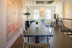 Applewood Suites - The Ossington Loft