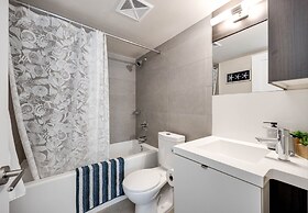 Applewood Suites - CN Tower & Convention