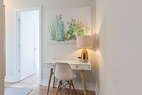 Applewood Suites - CN Tower & Convention