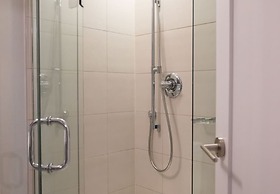 Applewood Suites - CN Tower & Convention