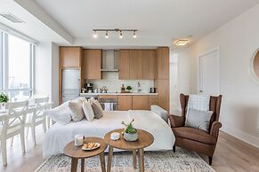 Applewood Suites - CN Tower & Convention