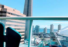 Applewood Suites - CN Tower & Convention