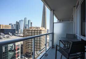 Applewood Suites - CN Tower & Convention