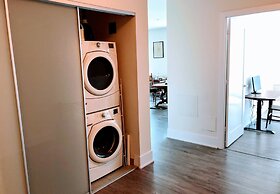 Applewood Suites - CN Tower & Convention