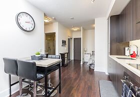 Applewood Suites - CN Tower & Convention