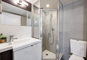 Applewood Suites - CN Tower & Convention