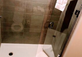 Applewood Suites - CN Tower & Convention