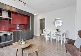 Applewood Suites - CN Tower & Convention