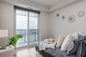 Applewood Suites - CN Tower & Convention