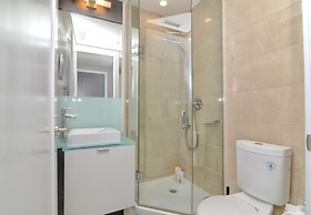 Applewood Suites - CN Tower & Convention